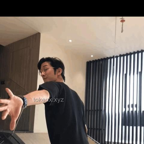 当你520跟有对象的兄弟打游戏！：友情、爱情与游戏冲突的解决方案